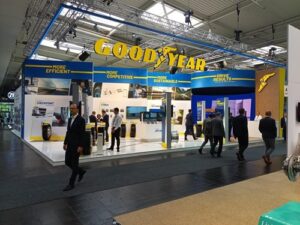 goodyear-stand
