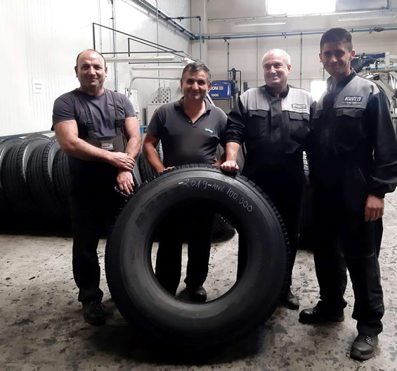 Pneumaxx Retread