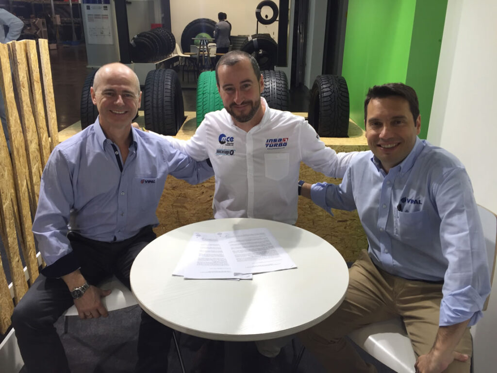 Vipal Signs Mezcla Caucho