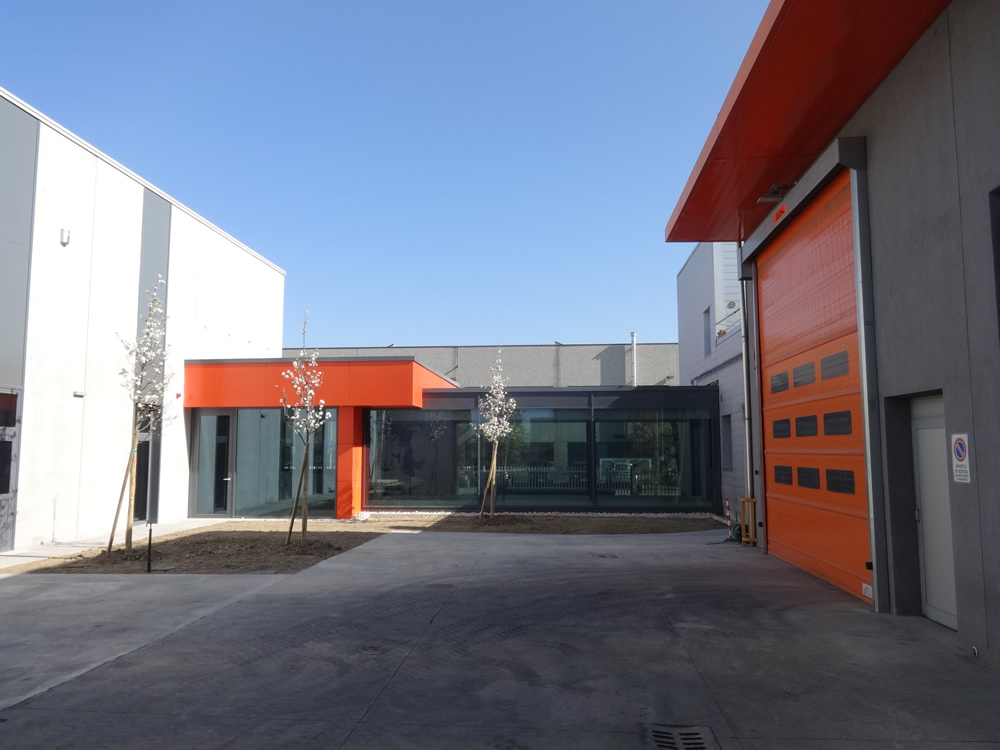Matteuzzi at Bologna HQ