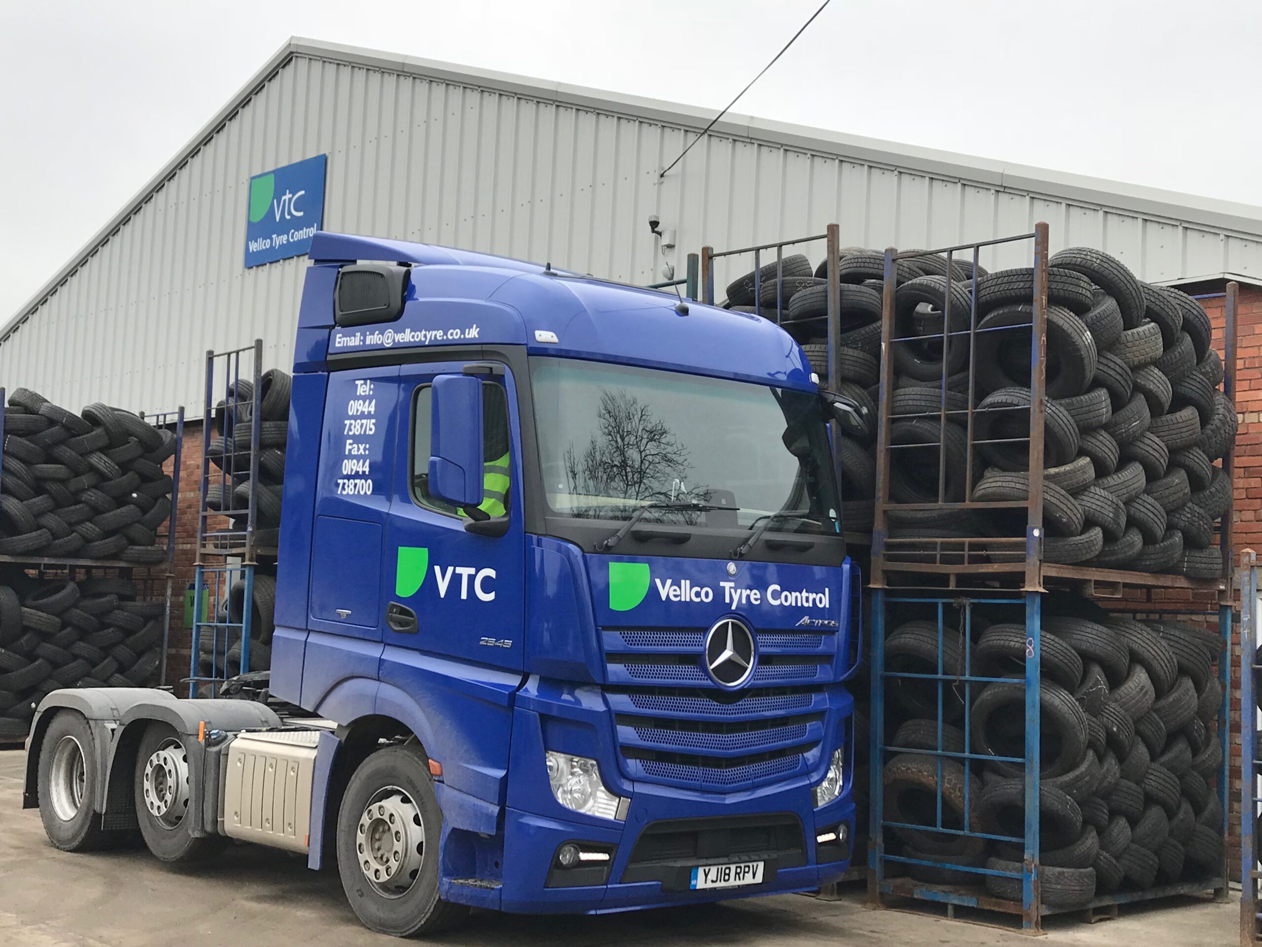 Vellco Tyre