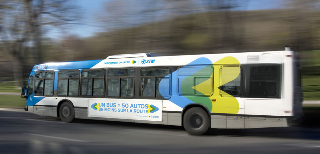 Vipal Canadian Bus