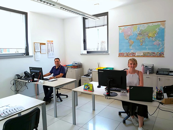 B&J Distributor for Italy